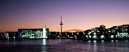 kiel_by_night